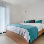 Emina Sa Privatnim Parkingom Neum
