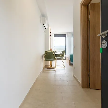 Emina Sa Privatnom Plazom I Parkingom Πανσιόν Neum