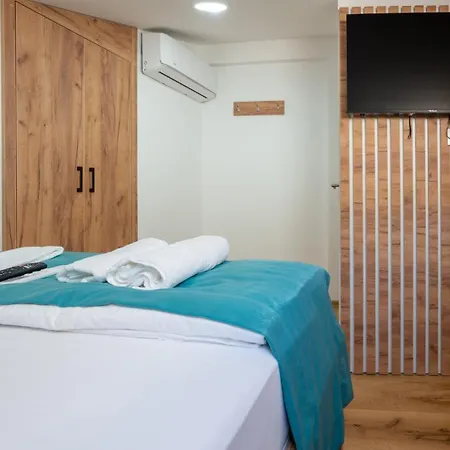 Emina Sa Privatnim Parkingom 3* Neum