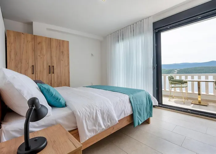 Pensión Emina Sa Privatnim Parkingom 3*