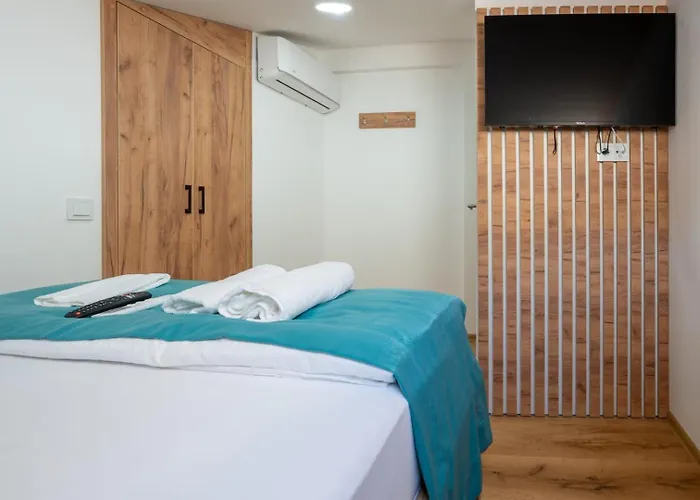 Emina Sa Privatnim Parkingom 3* Neum