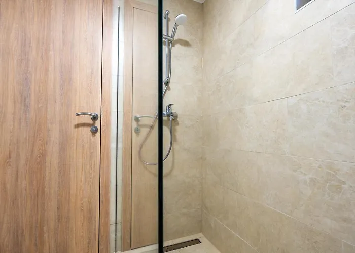 Pensión Emina Sa Privatnim Parkingom Neum